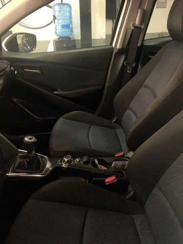 Mazda 2 2016 1.5 Touring