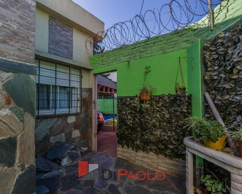 Venta · Casa En Villa Bosch · Cochera · pileta