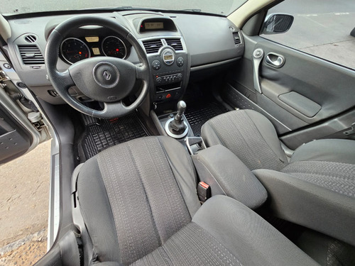 Renault Megane 2 Bicuerpo 1.9 Dynamique Dci Diesel Tarjetero
