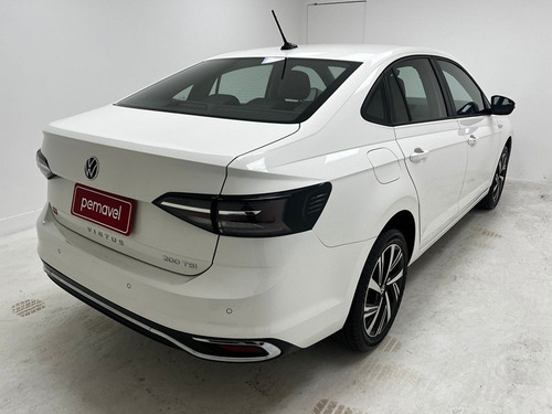 Volkswagen Virtus 1.0 200 TSI HIGHLINE AUTOMÁTICO