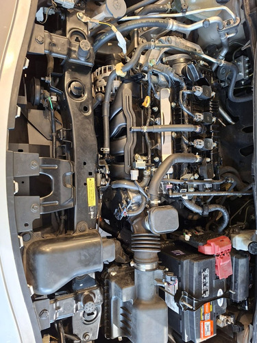 Nissan Versa 1.6 Advance At