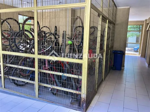 Moderno Depto 1d-1b En Venta Metro Chacabuco (l3)