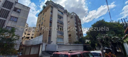 Apartamento Venta San Bernardino 240 M2 Tres Dormitorios Tres Baños Un Puesto Estacionamiento 2 Terrazas Una Cubierta Otra Descubierta Grandes Espacios Vista Espectacular Al Ávila Terraza Parrillera