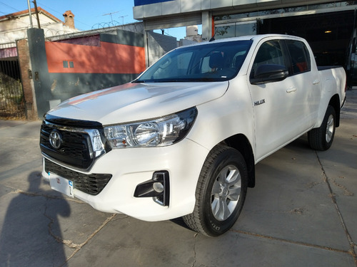 Toyota Hilux 2.8 Cd Sr 177cv 4x4