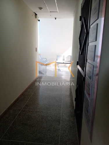 Imagen 13 de 18 de Mk Inmobiliaria Vende Consultorio Médico Mas 6 Acciones En La Policlínica San Juan, San Juan De Los Morros