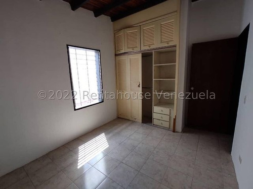 Imagen 11 de 17 de Casa En Venta Villa Roca Cabudare 22-17084 Jcg