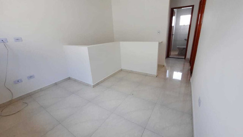 Imagem 4 de 12 de Casa 2 Dormitórios - Condomínio - Tupiri - Amj23