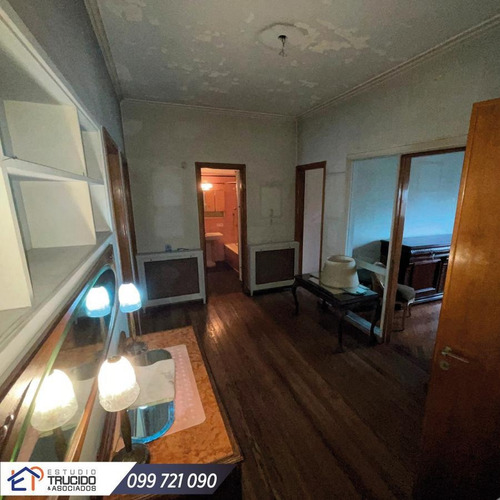 Imagen 15 de 20 de Apartamento - Centro (montevideo) - 3 Dormitorios Servicio Completo - 2 Baños - Cocina Definida A Gas Por Cañería.- Palacio Siri U$s 200.000