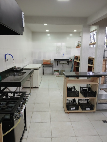 Venda Casa Com Ponto De Comercio