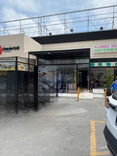 Local Comercial En Renta De 135 M2 En Centrito Valle En San Pedro Garza Garcia