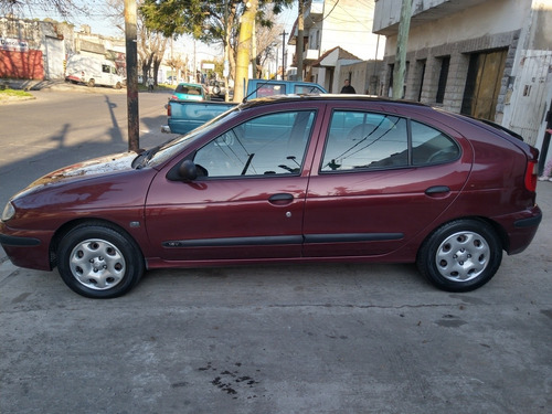 Imagen 3 de 14 de Renault Megane 1.6 Bic Pack Plus 2007