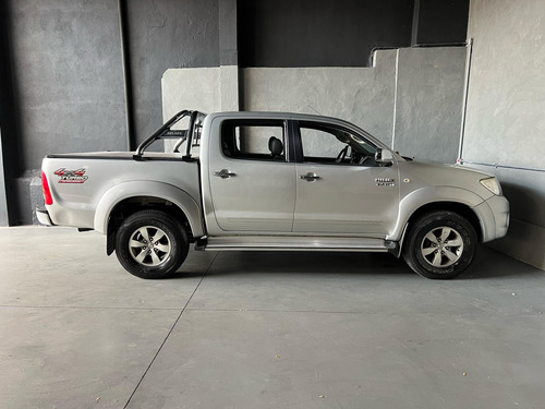 Toyota Hilux 2.7 SR 4X2 CD 16V GASOLINA 4P MANUAL