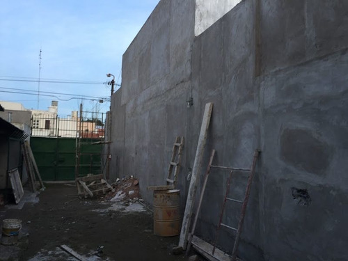 Imagen 2 de 14 de Galpón En Venta De 291m2 Ubicado En Alférez San Martin