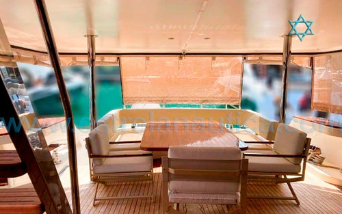 Imagem 2 de 6 de Lancha Benetti 106 Barco Iate N Ferreti Azimut Intermarine