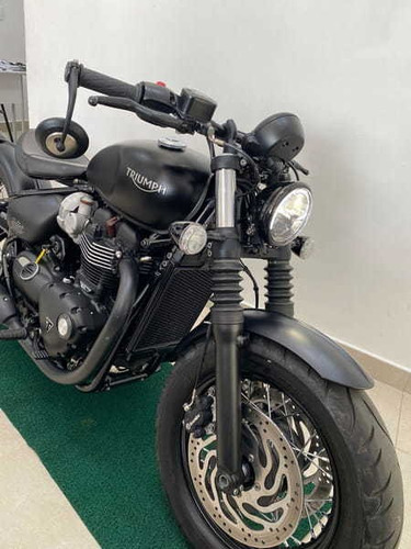 Imagem 10 de 14 de Triumph Bobber Black