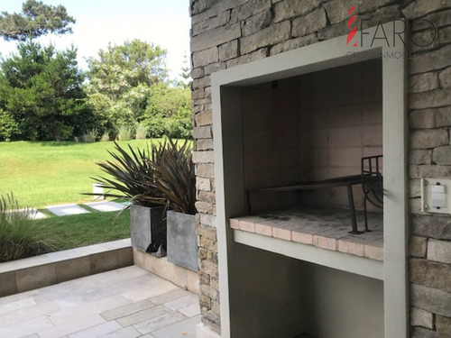 Imagen 2 de 30 de Apartamento En Brava 1 Dormitorio 1 Baño, Garage - Punta Del Este Brava
