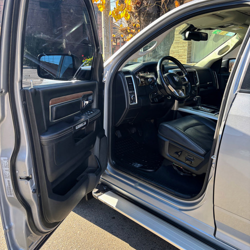 RAM 1500 5.7 Laramie Atx V8