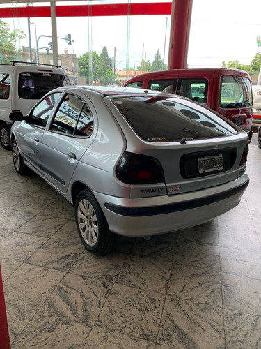 Renault Megane 1.9 Diesel 1999