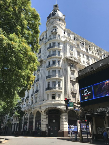 Imagen 1 de 22 de Hermoso 2 Amb. En Venta En Emblemático Edificio De Congreso!