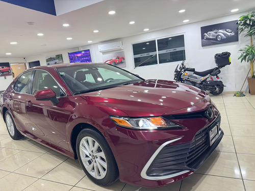 Toyota Camry 2.5 Le At