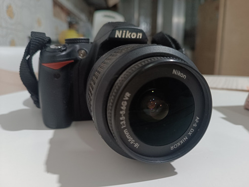 Nikon D3000