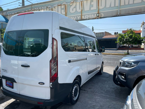 Ford Transit 2.2 Pasajeros Larga Custom Mt