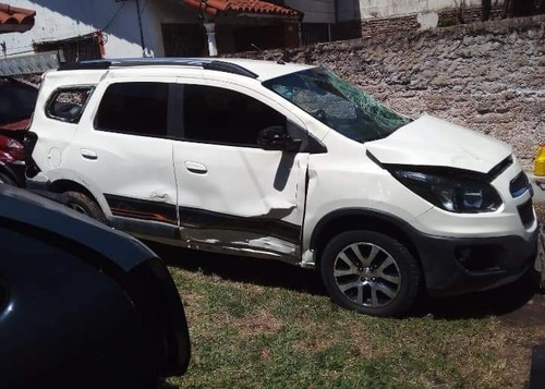 Imagen 11 de 25 de Fiat Palio Weekend Adventure