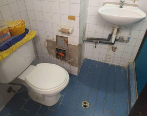 Imagen 25 de 30 de Apartamentos En Venta Almarriera Cabudare 22-14101 @m