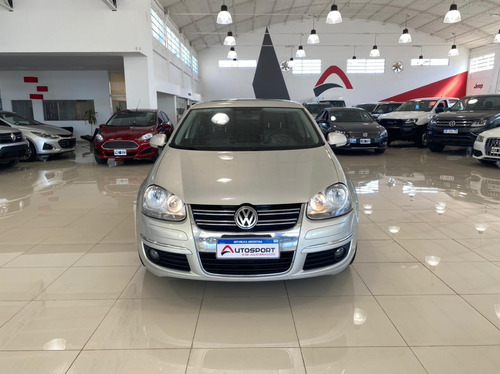 Volkswagen Vento 2.5 Luxury 170cv 2011