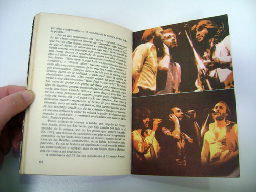 Bee Gees Night Fever & Sgt Peppers Sierra Musica Disco Boedo (Usado)