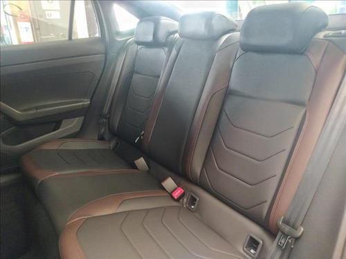Volkswagen Virtus Highline 1.0 200 Tsi Autom.