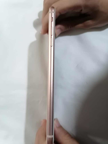 iPhone 8 Plus