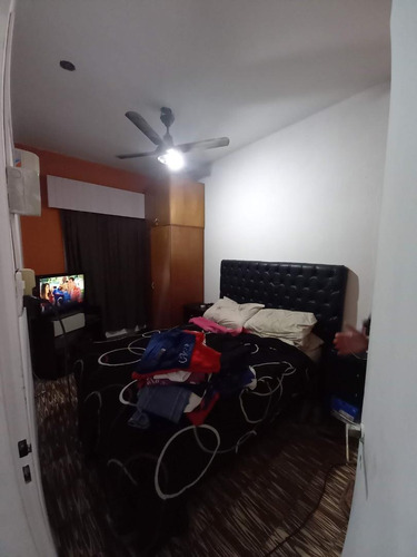 Imagen 8 de 21 de Casa 3 Amb + 2 Departamentos! En Block! Ideal Inversor