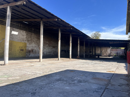 Terreno Con Tinglado, De 1200 M2 Frente A Hiperlibertad - Godoy Cruz