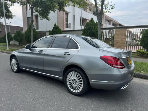 Mercedes-benz Clase C 2.0 Cgi Exclusive
