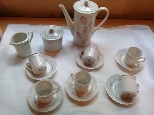 Antiguo Juego De Cafe De Porcelana Verbano Completo