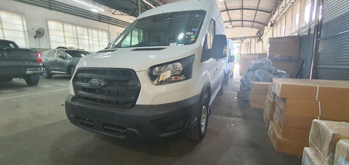 Ford Transit 2.2 Furgon Largo 350l