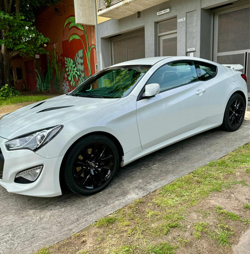 Hyundai Genesis 2.0 Coupe T 275cv Mt