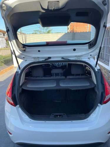 Ford Fiesta Kinetic Design 1.6 Design 120cv Titanium 2012