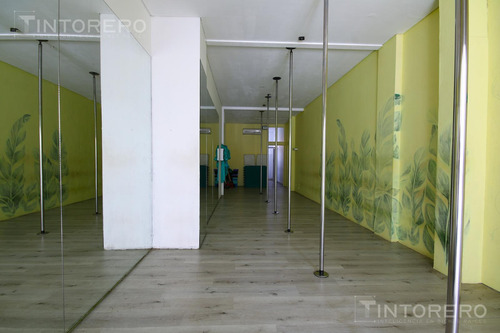 Venta De Local Comercial Centro Castelar Financiado