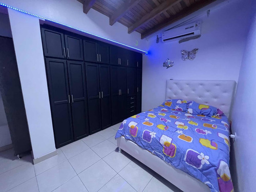 Imagen 13 de 29 de Moderna Casa En Venta Pueblo Nuevo