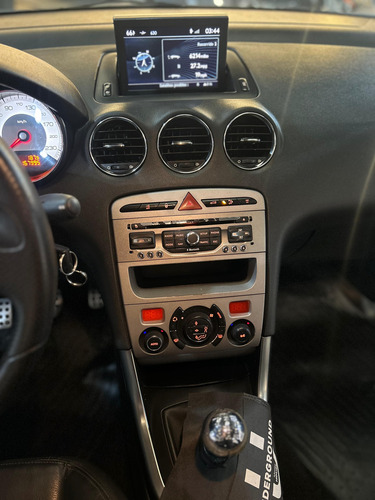 Peugeot 408 2.0 Feline 143cv