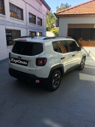 Imagen 4 de 8 de Jeep Renegade Sport Plus 2017 Expoeste