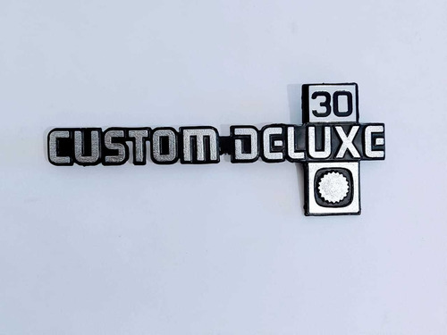 Emblema Chevrolet Cheyenne Custom Deluxe 30