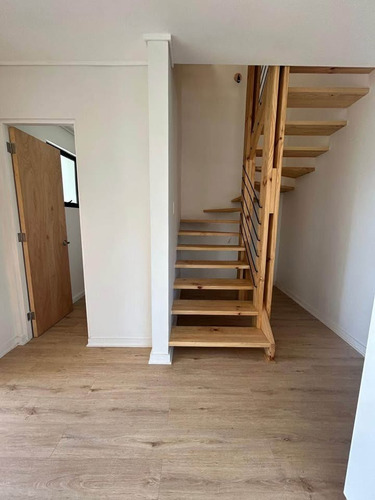 Gran Casa Nueva, 3 Pisos, Sector Los Romeros Concon