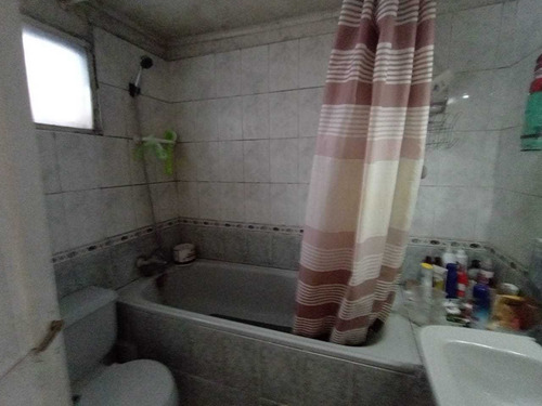 Casa 4 Dormitorios , Amplia Bodega (100678)