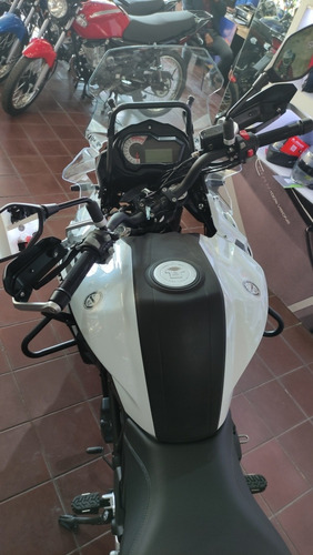 Imagen 7 de 18 de Benelli Trk 502 X