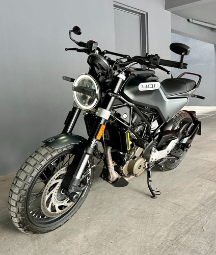 Imagen 14 de 15 de Husqvarna Svartpilen 401