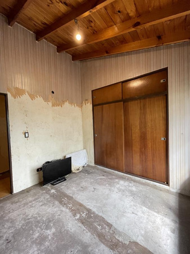 Casa En Venta 5 Ambientes - Haedo
