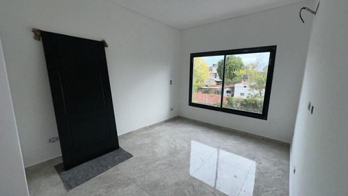 Duplex En Venta En Ituzaingo